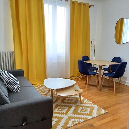 Spacieux Appartement Au Centre Du Mans ルマン エクステリア 写真